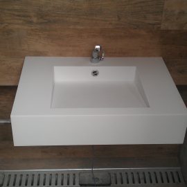 Salle de bain Corian blanc